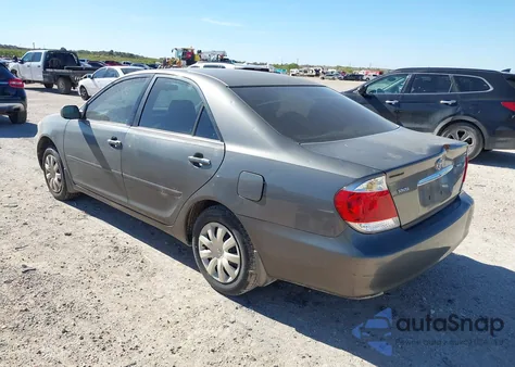 2005 Toyota Camry Le from USA, damaged, VIN 4T1BE32K35U623697